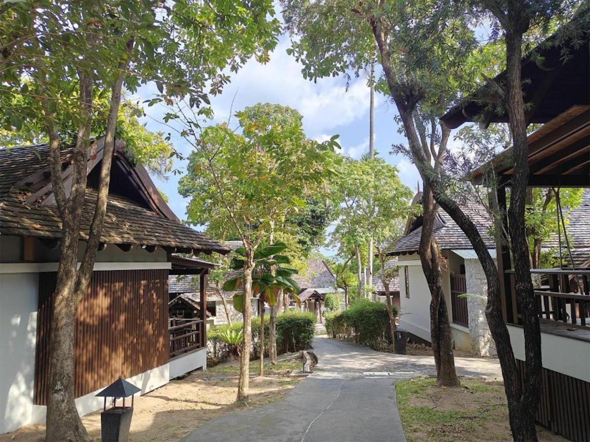 Bhundhari Resort & Villas Samui Chaweng  Exterior photo