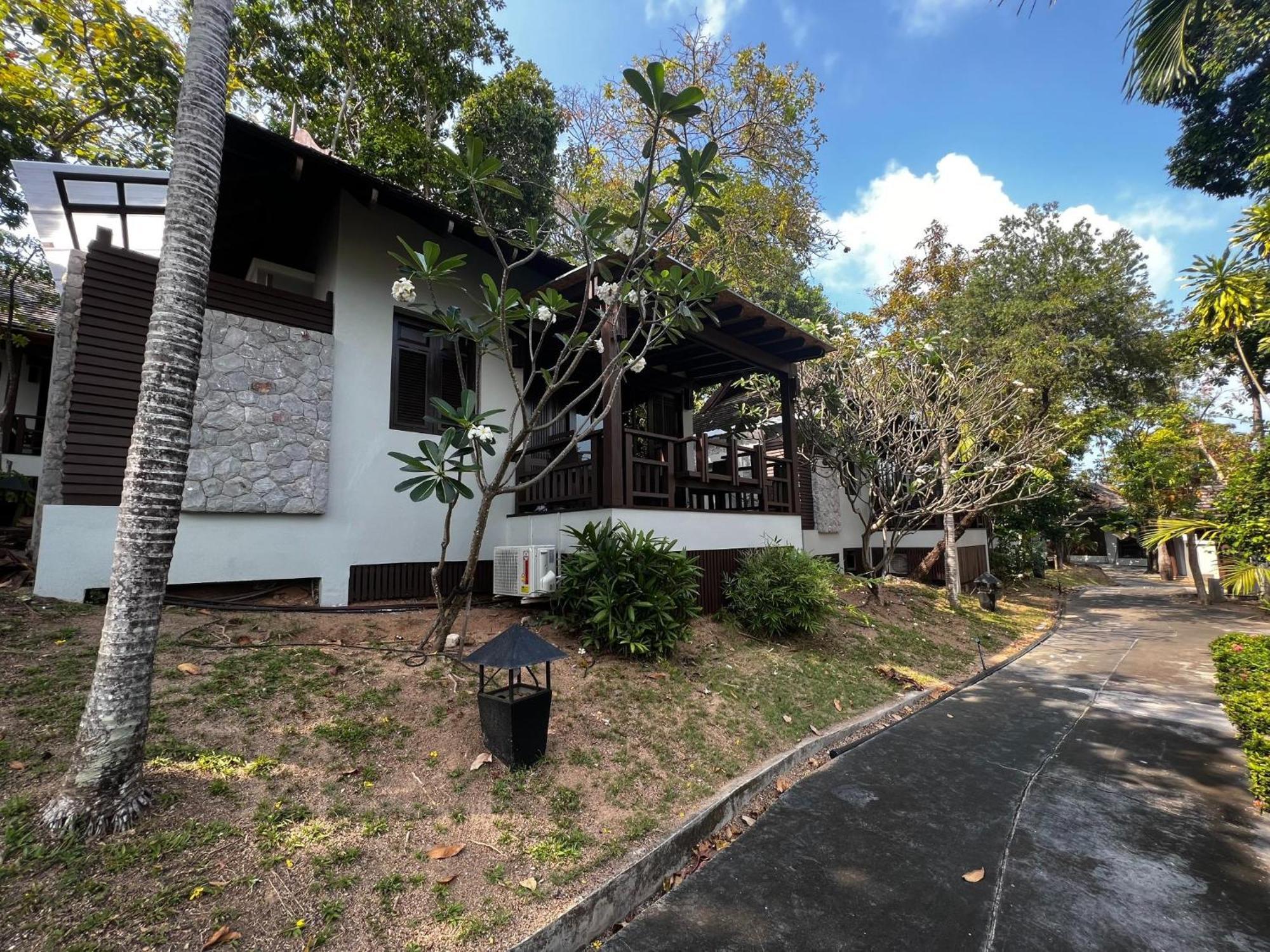 Bhundhari Resort & Villas Samui Chaweng  Exterior photo